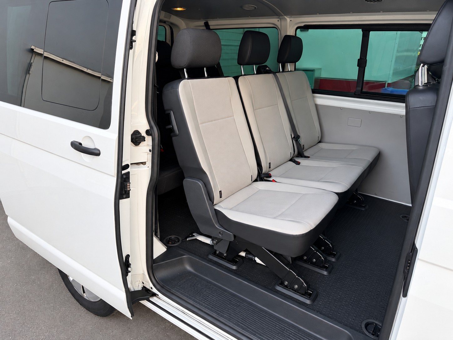 VW T6 2.0 TDI 4Motion-image-9