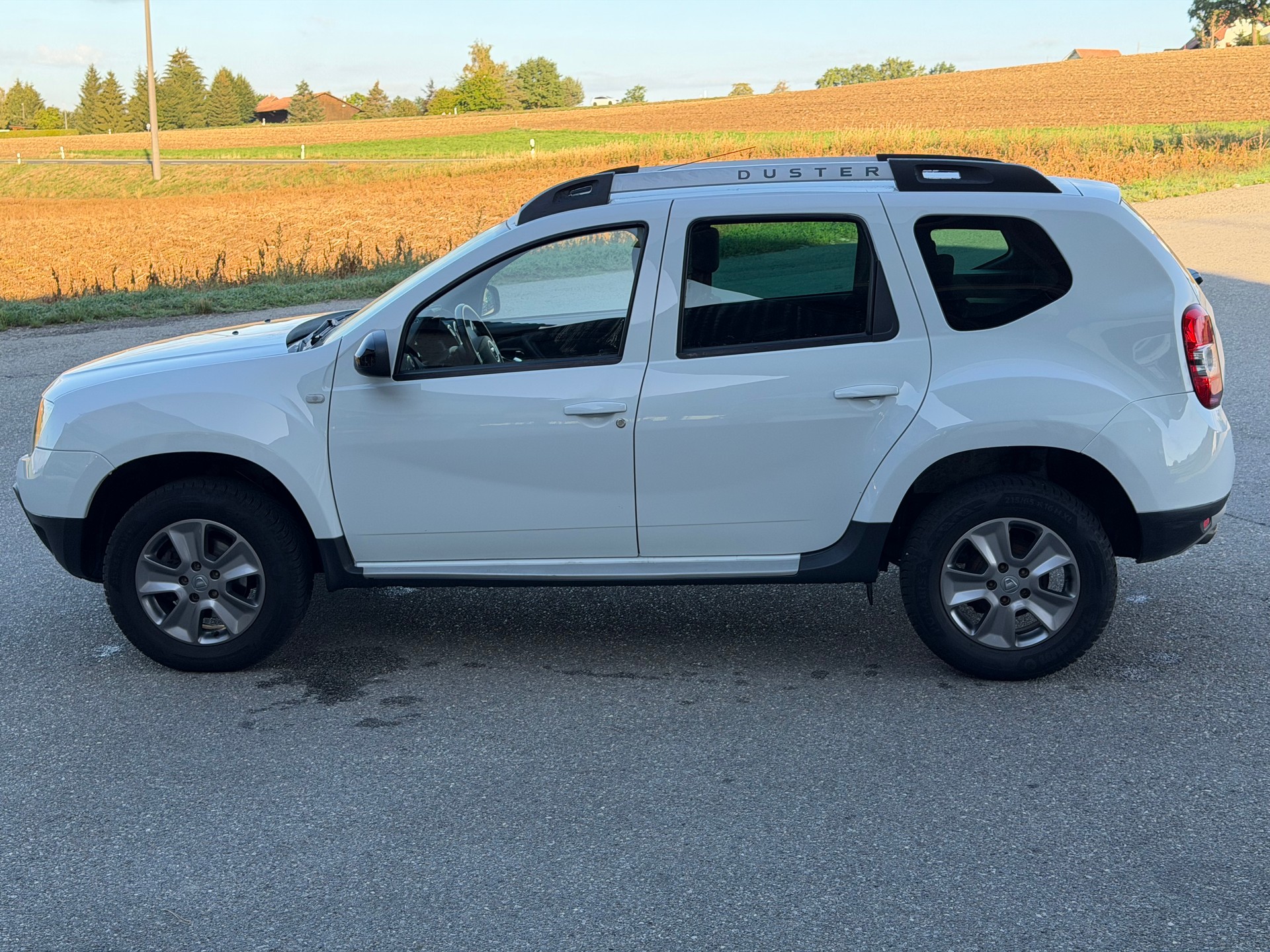 DACIA Duster 1.6 Ambiance 4x4-image-7