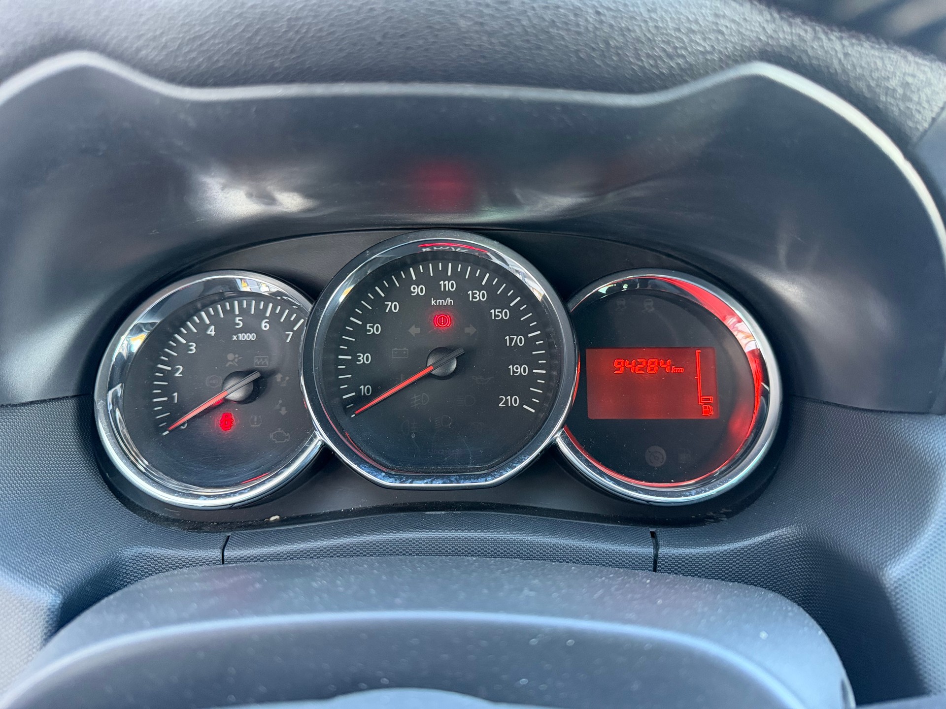 DACIA Duster 1.6 Ambiance 4x4-image-9