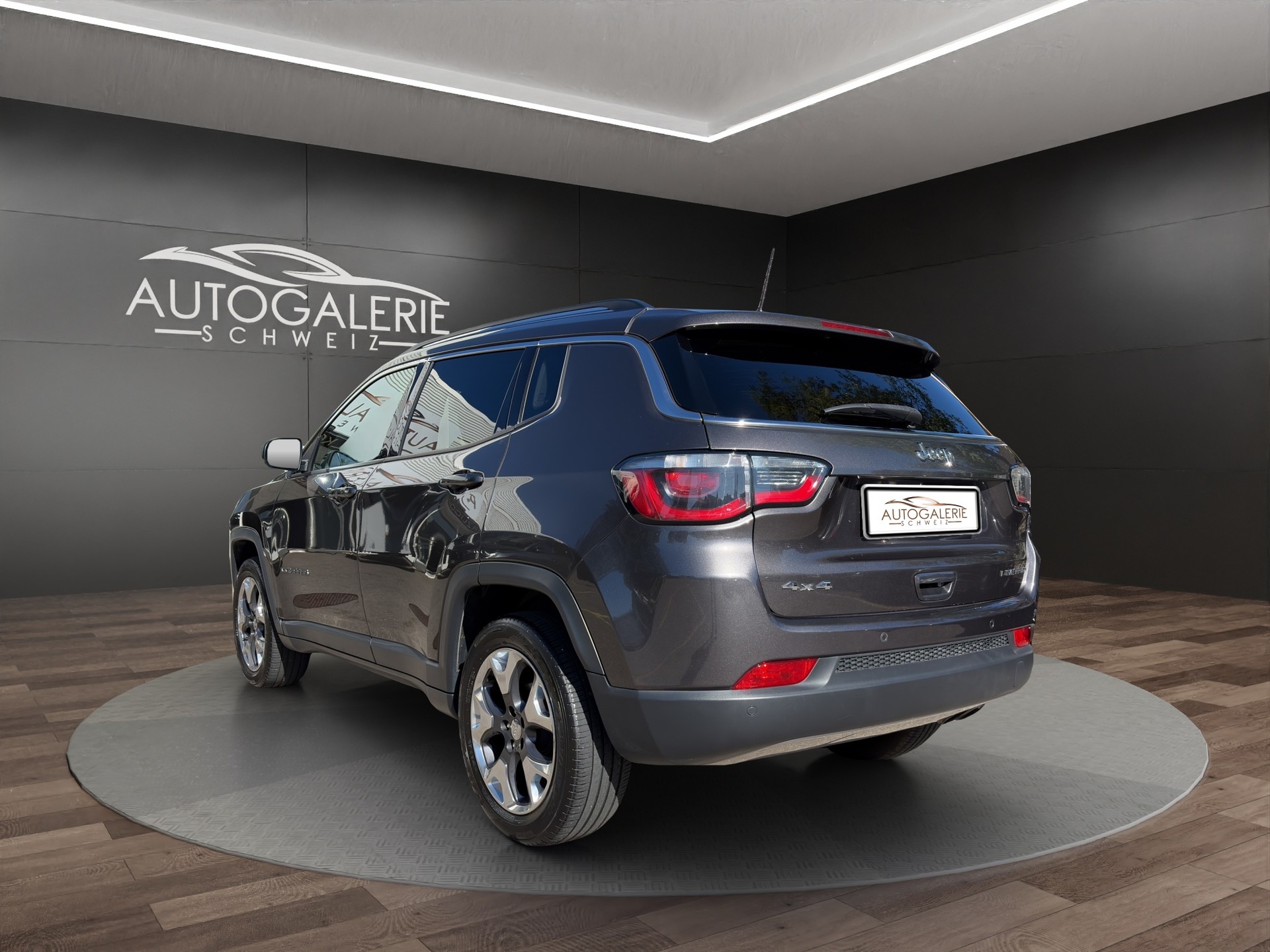 JEEP Compass 2.0CRD Limited AWD 9ATX | CH Fahrzeug | Touchscreen Uconnect Navi | DAB+ |-image-2