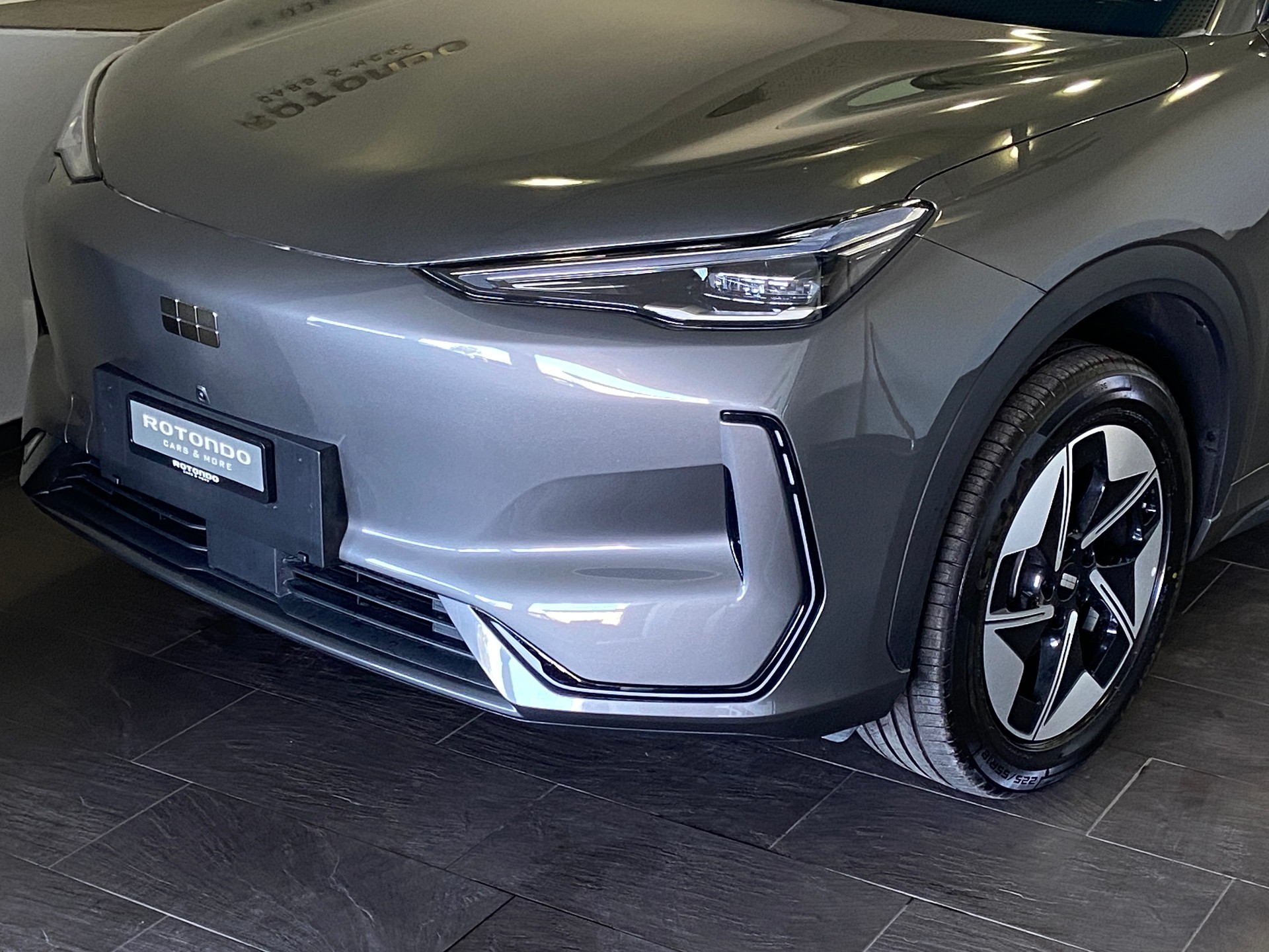 GEELY E5 Pro+ FWD Elektro-image-2