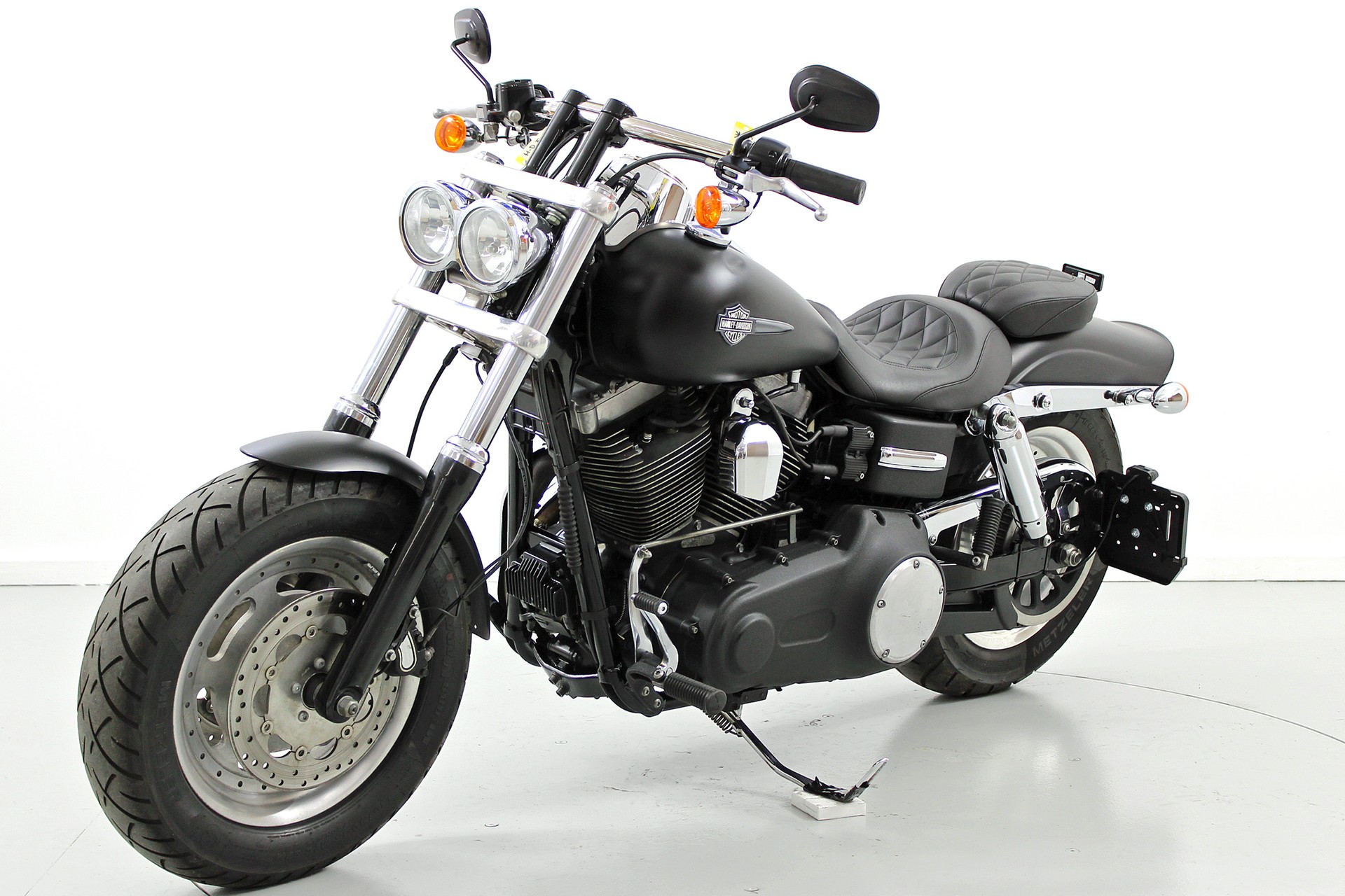 HARLEY-DAVIDSON FXDF ABS-showroom-element-2