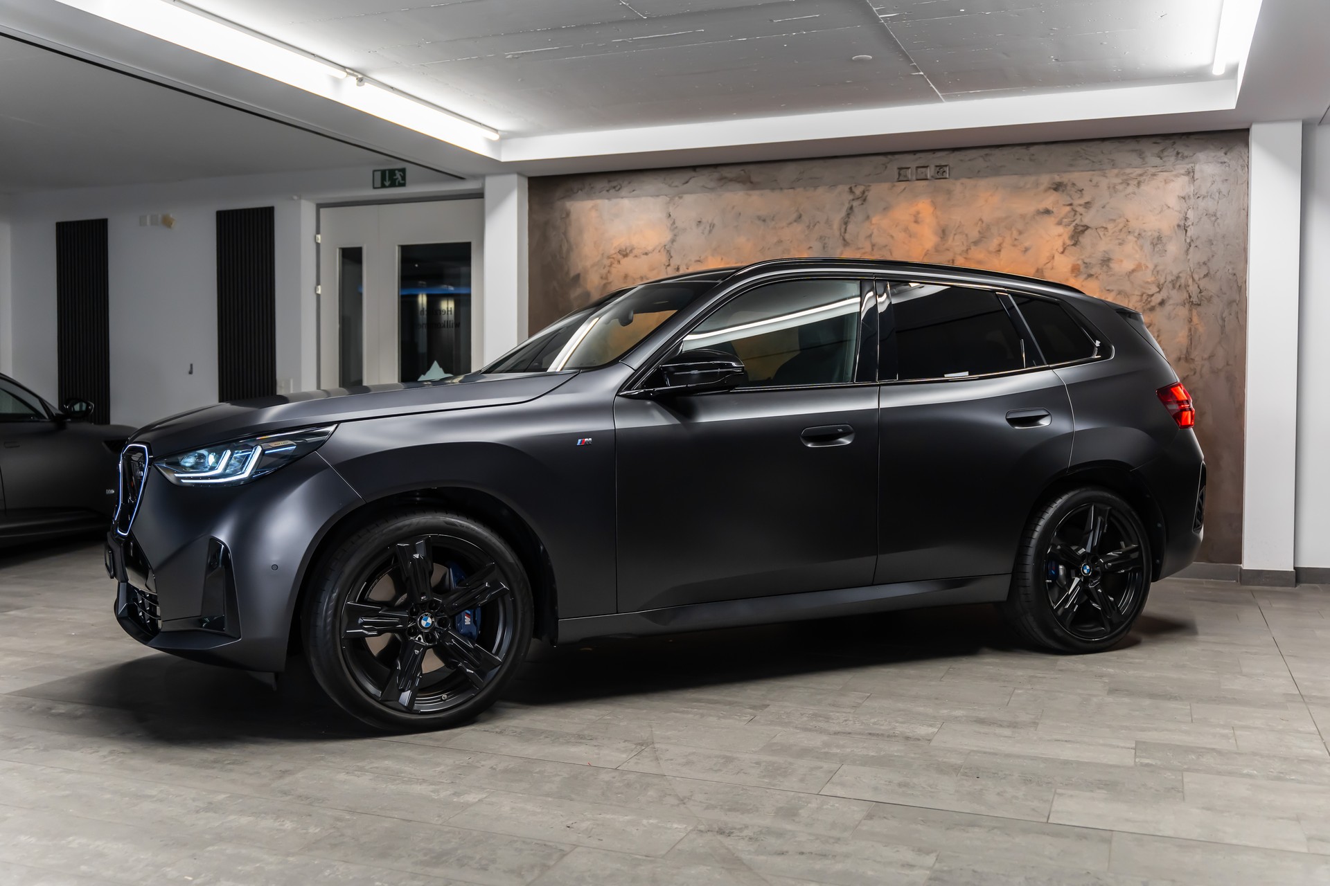 BMW X3 xDrive M50 48V M Sport Pro *CH-Fahrzeug*Iconic-Glow*Panorama*Head-Up*-image-2