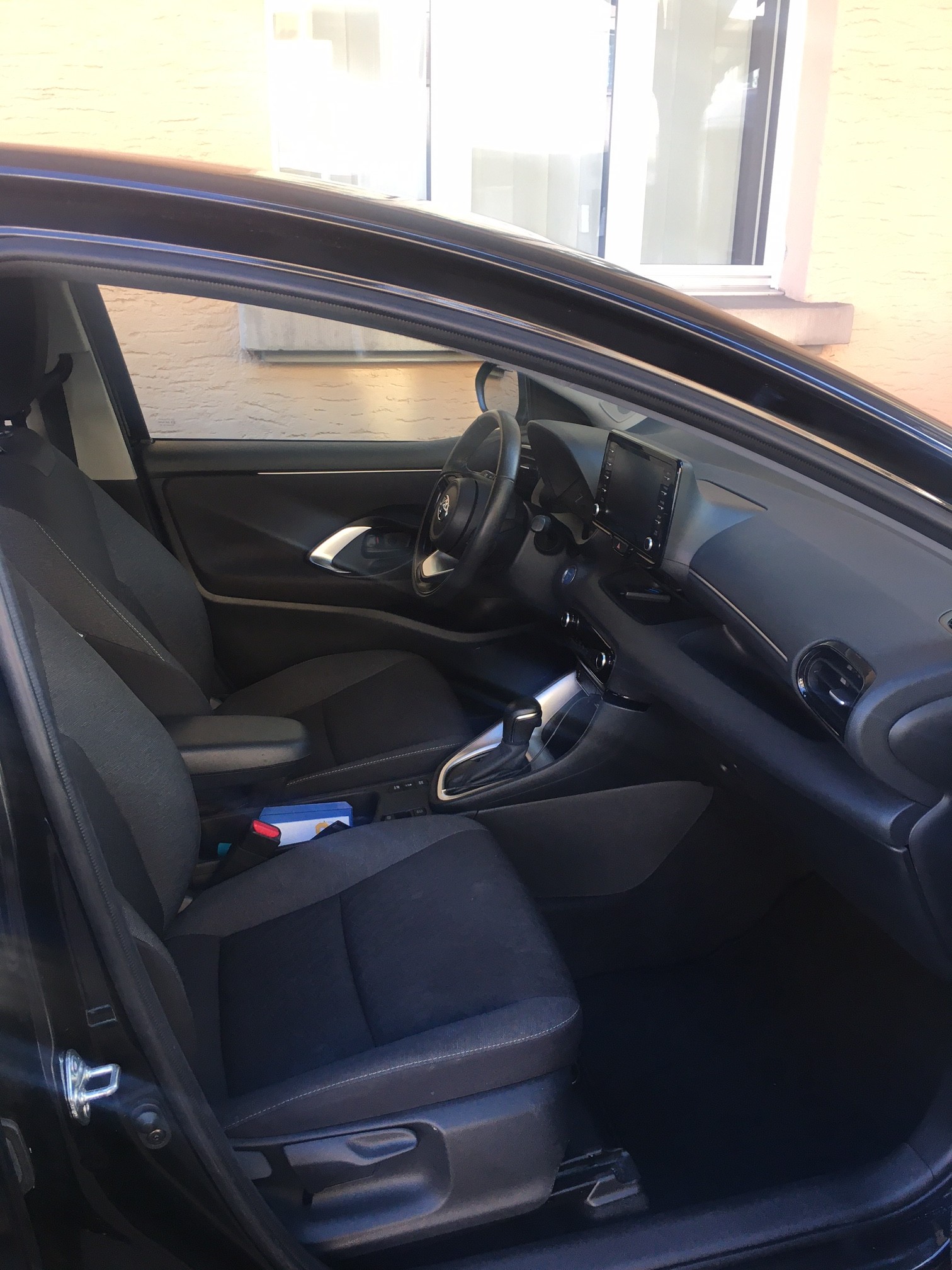 TOYOTA 1.5 VVT-i HSD Trend-image-3