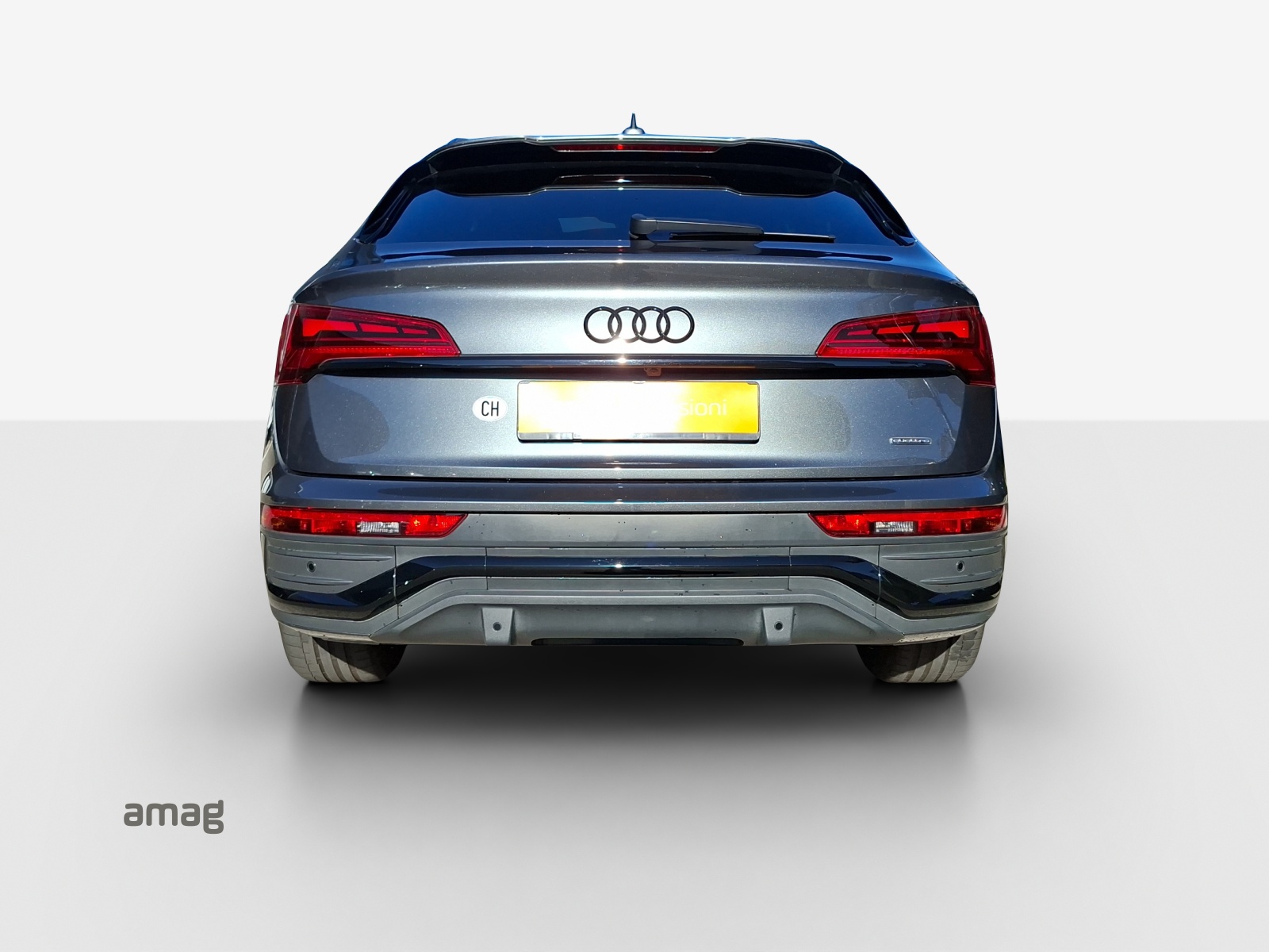AUDI Q5 Sportback 40 TDI Blackedition quattro S-tronic-image-3