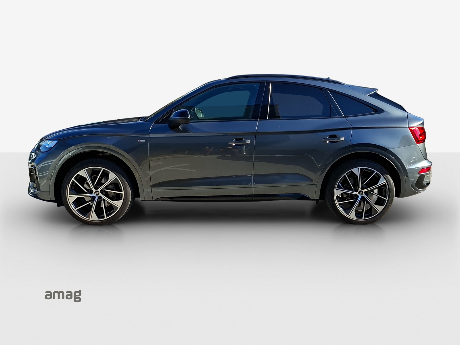 AUDI Q5 Sportback 40 TDI Blackedition quattro S-tronic-image-1