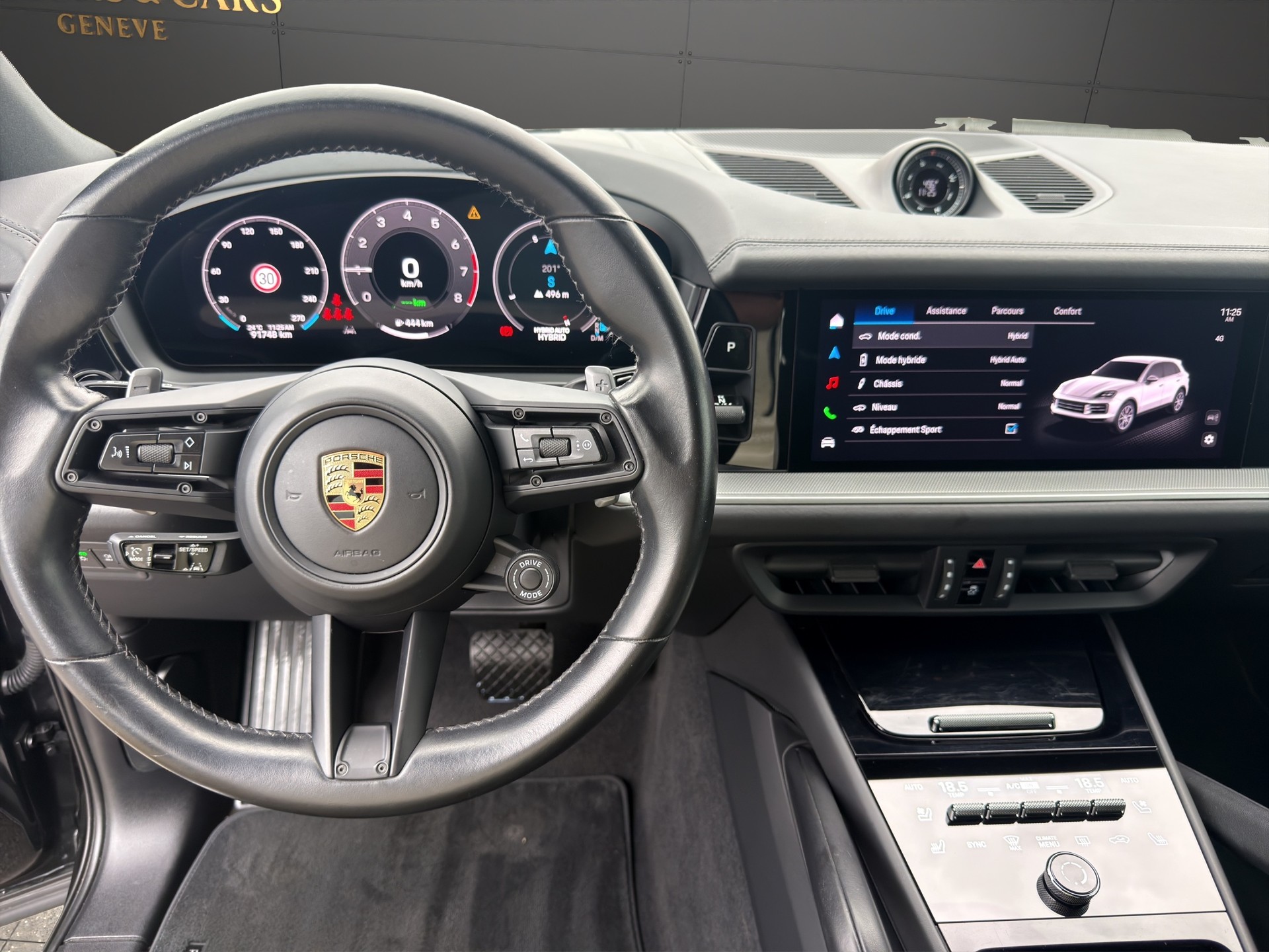 PORSCHE Cayenne E-Hybrid Tiptronic-image-15