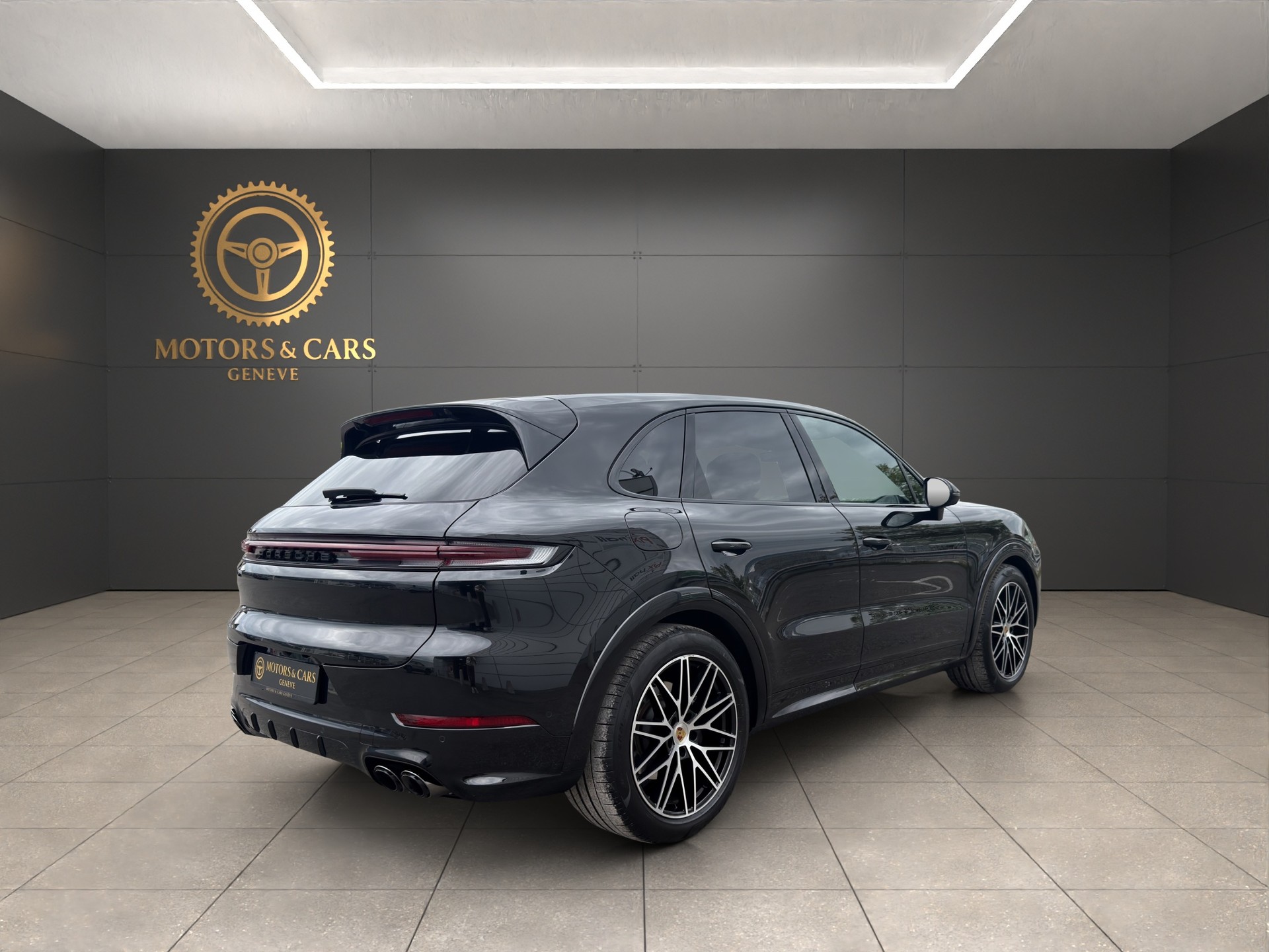 PORSCHE Cayenne E-Hybrid Tiptronic-image-2