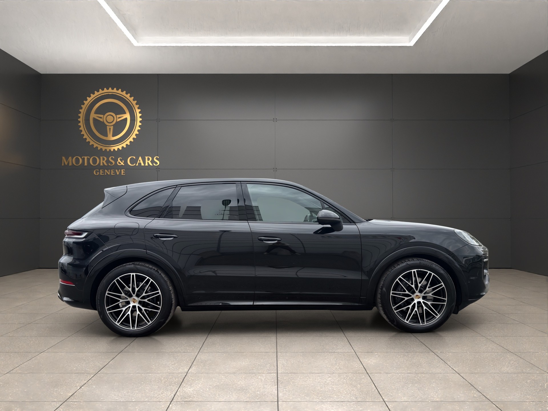 PORSCHE Cayenne E-Hybrid Tiptronic-image-5