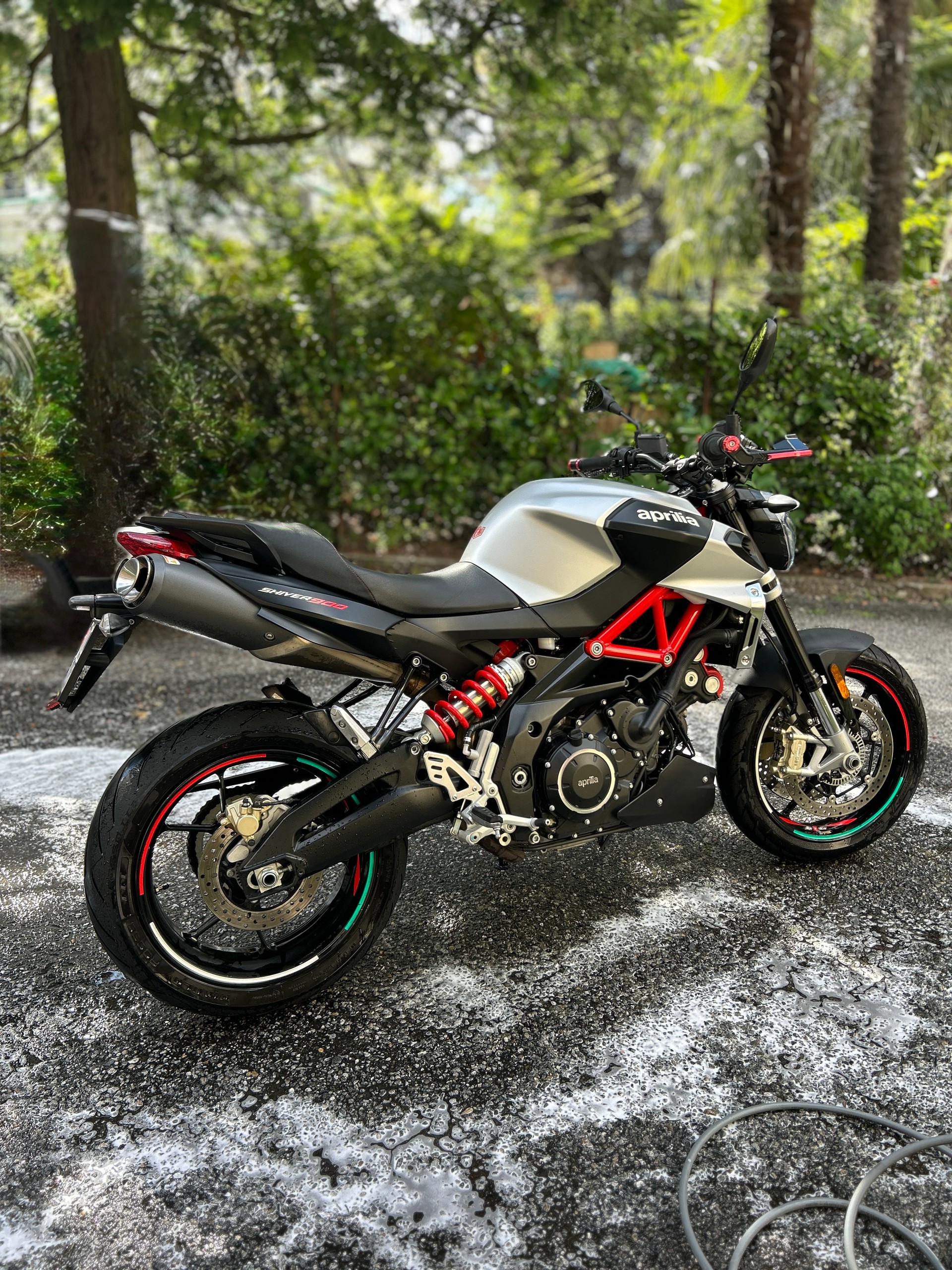 APRILIA SL 900 Shiver ABS