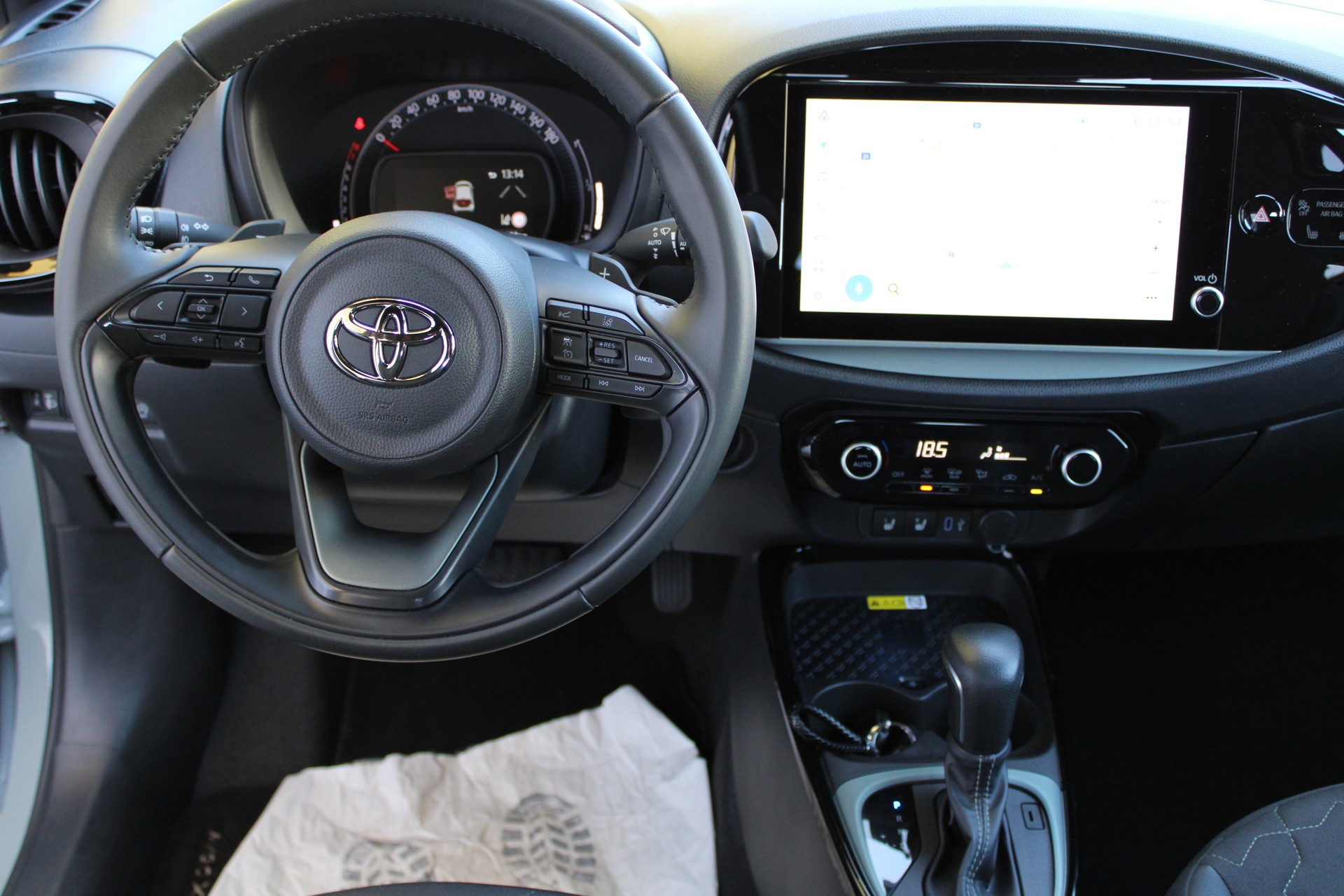 TOYOTA Aygo X 1.0 VVT-i Style CVT-image-8