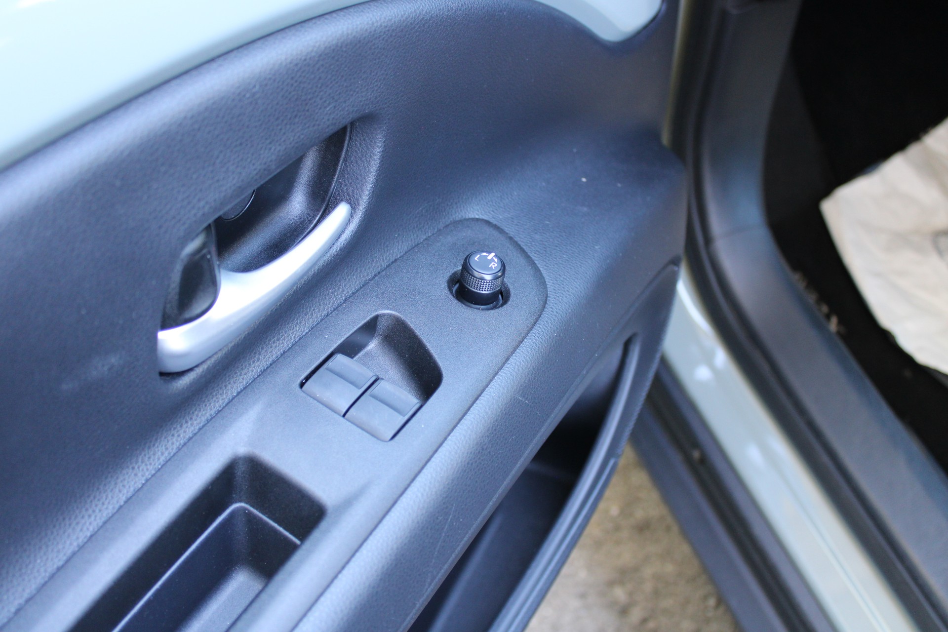 TOYOTA Aygo X 1.0 VVT-i Style CVT-image-12