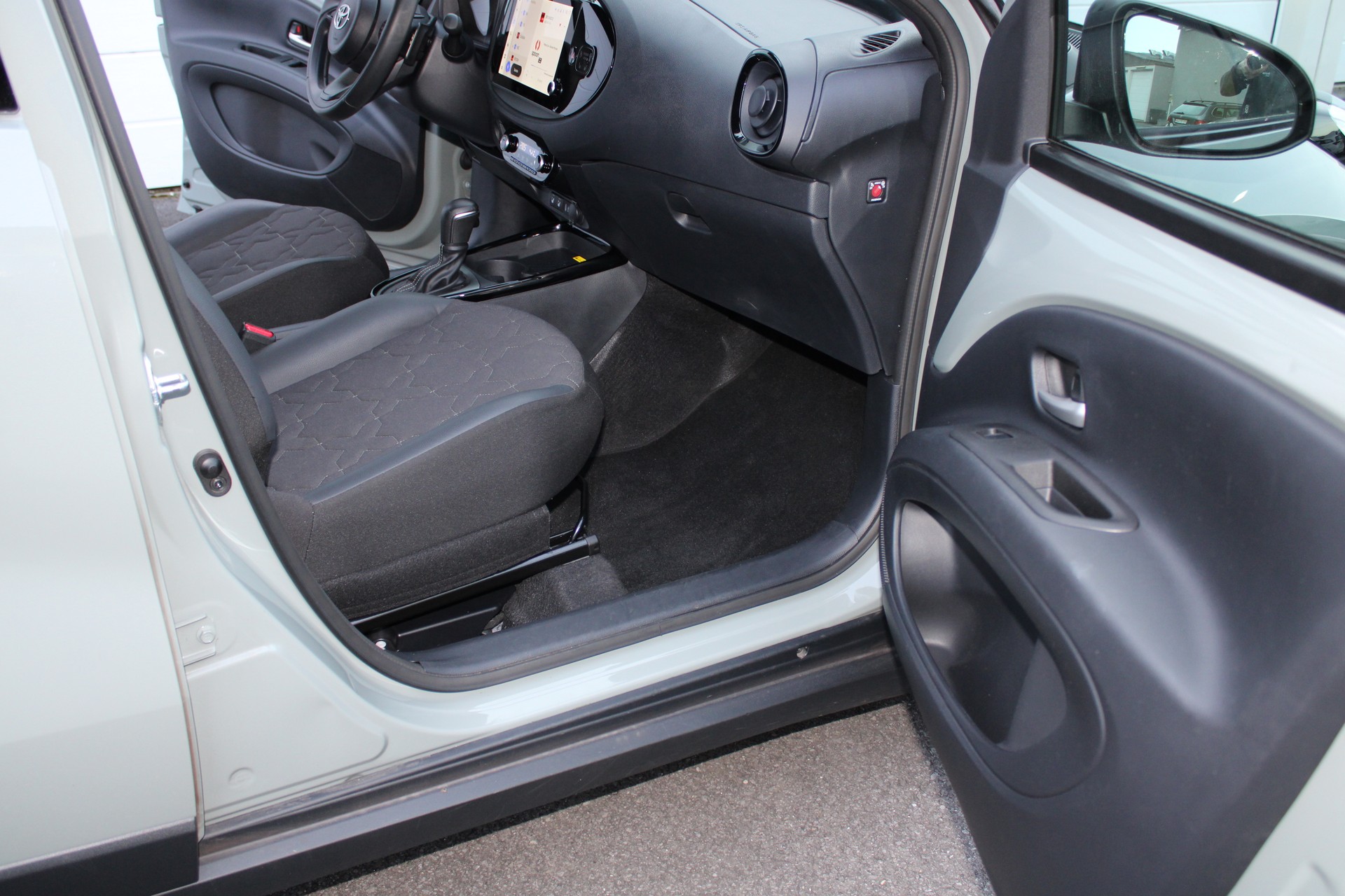 TOYOTA Aygo X 1.0 VVT-i Style CVT-image-15