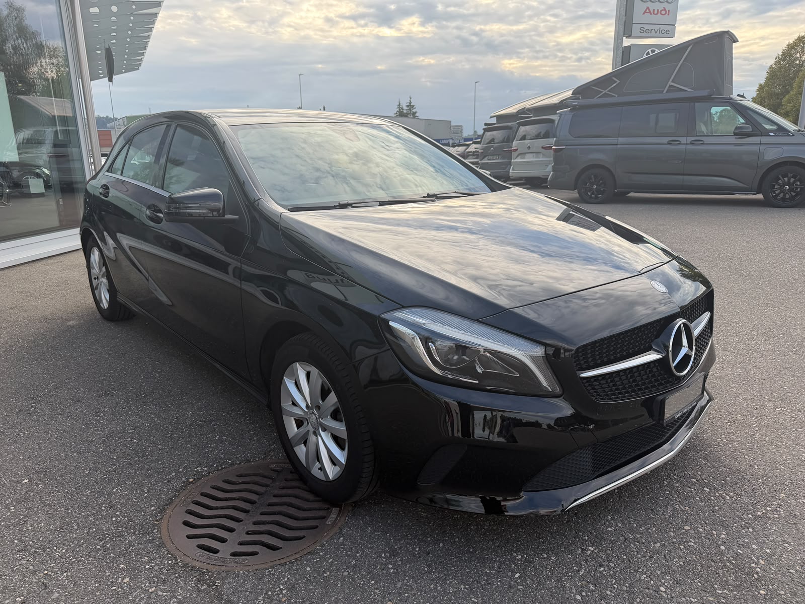 MERCEDES-BENZ A 180-image-6