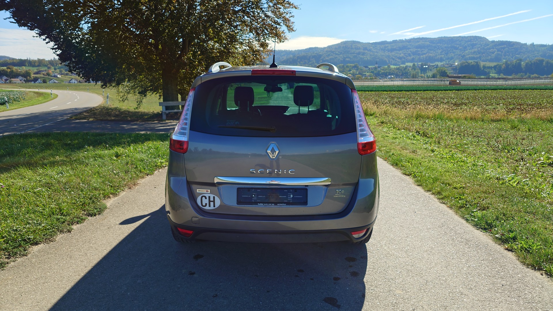 RENAULT Grand Scénic 1.2 16V Turbo Swiss Edition-image-3