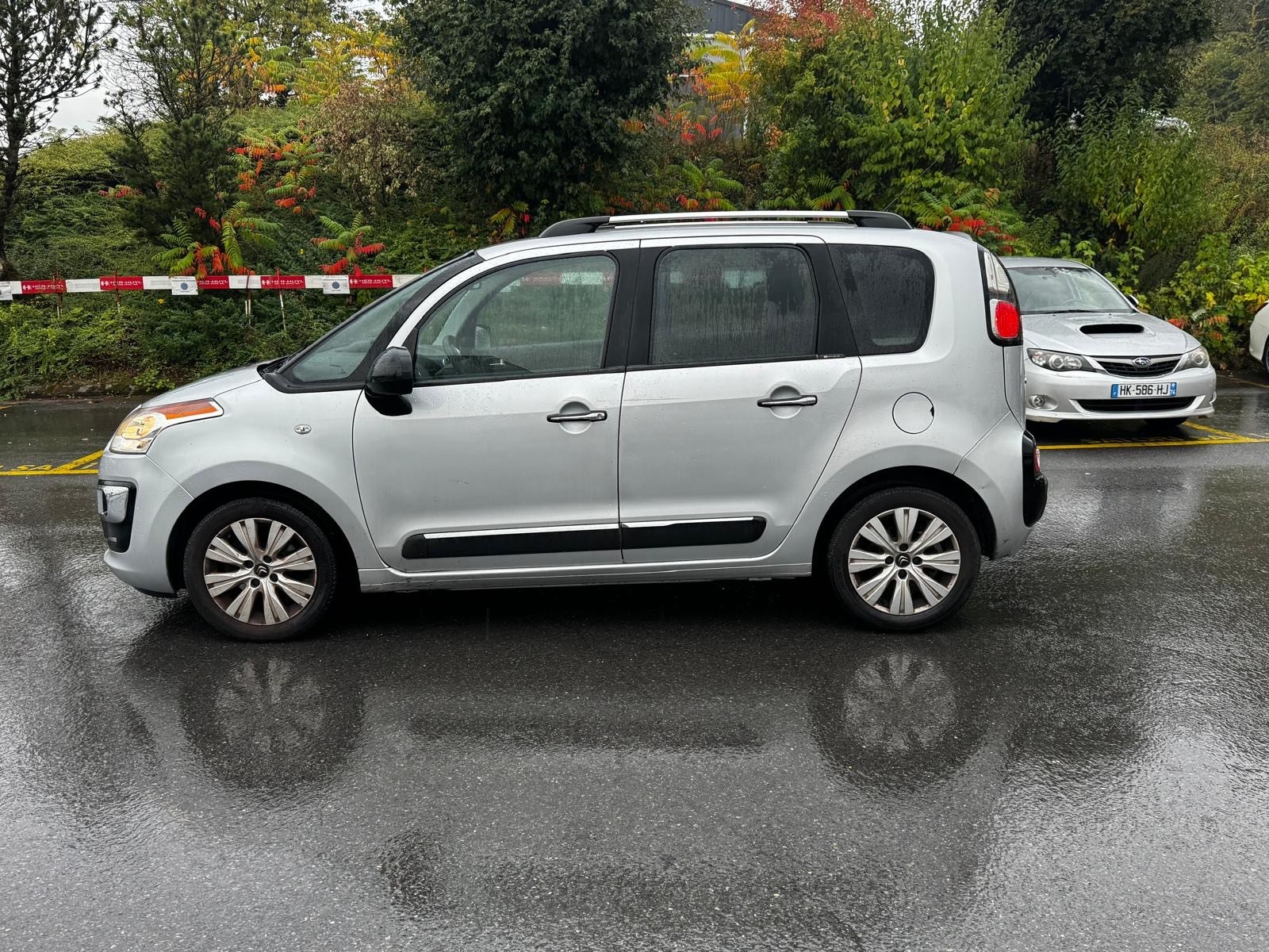 CITROEN C3 Picasso 1.2 Pure Tech Exclusive-image-2