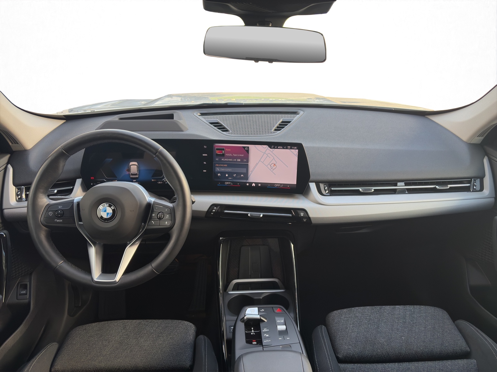BMW X1 xDrive20d-image-12