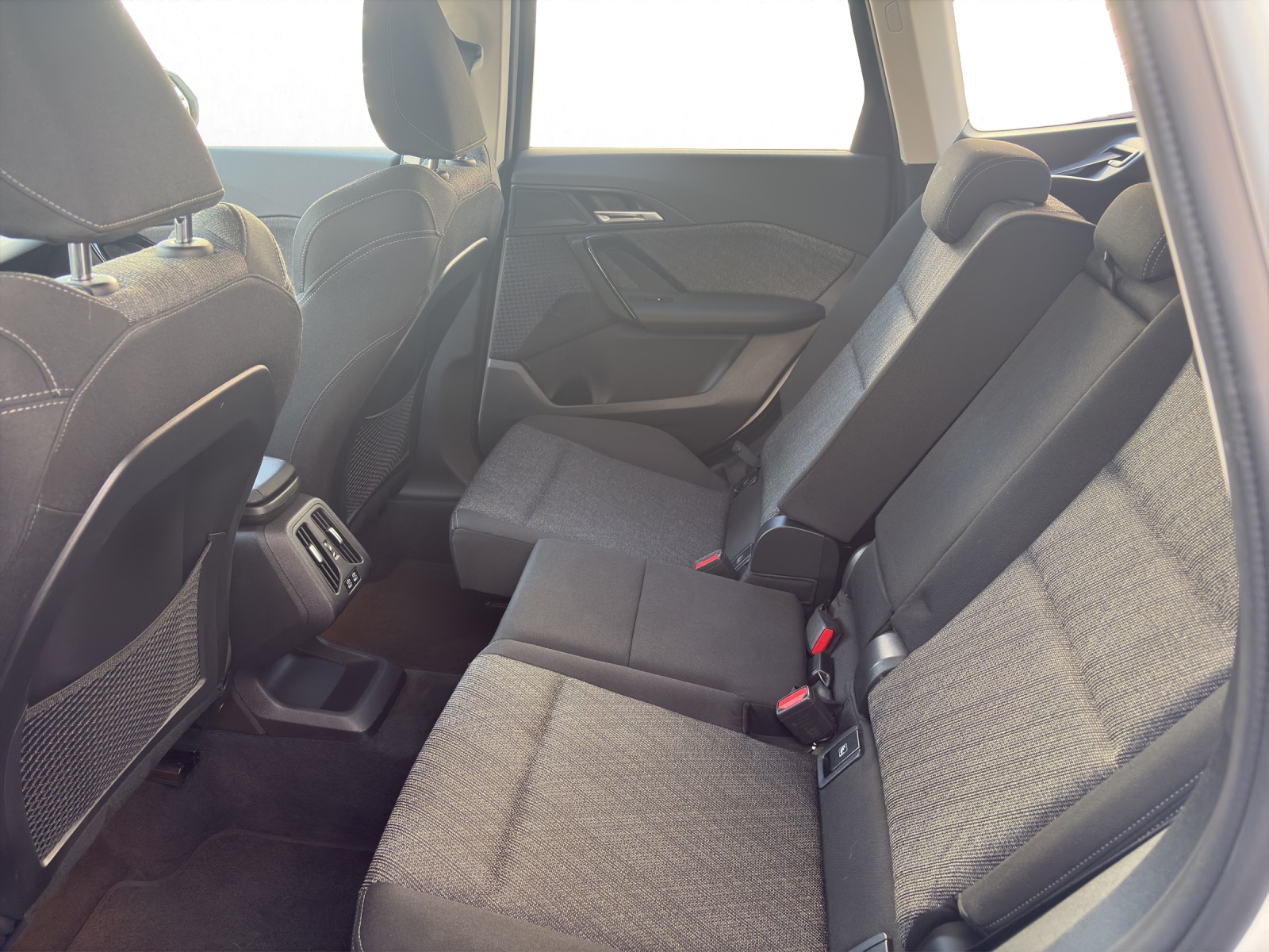 BMW X1 xDrive20d-image-13