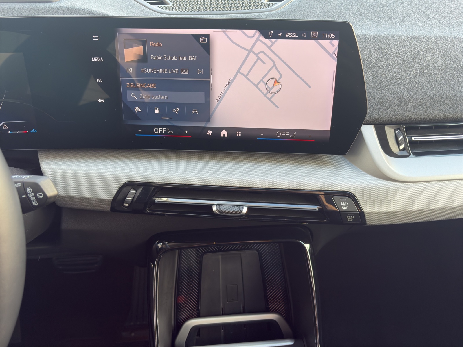 BMW X1 xDrive20d-image-11