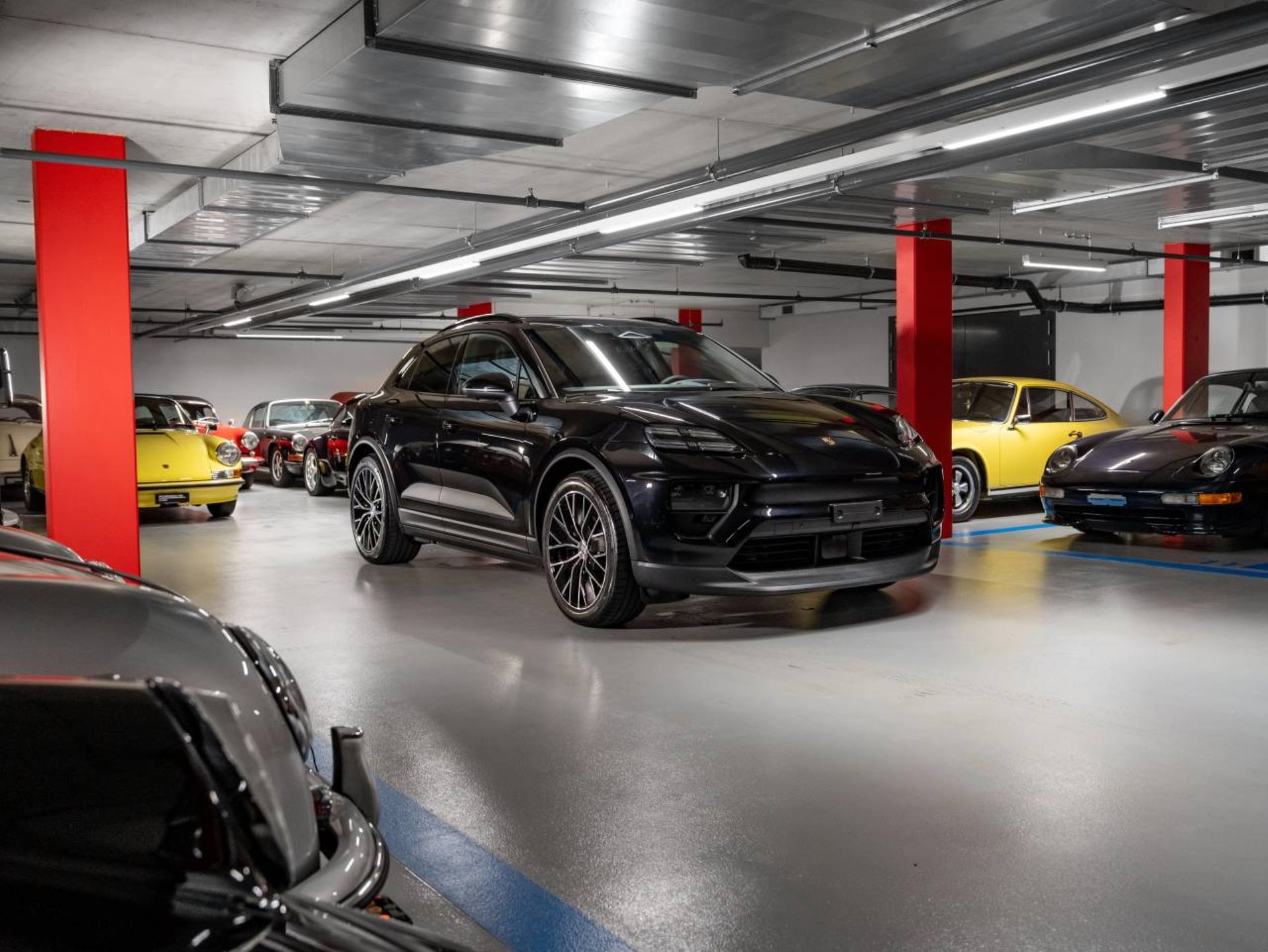 PORSCHE Macan 4S-image-2
