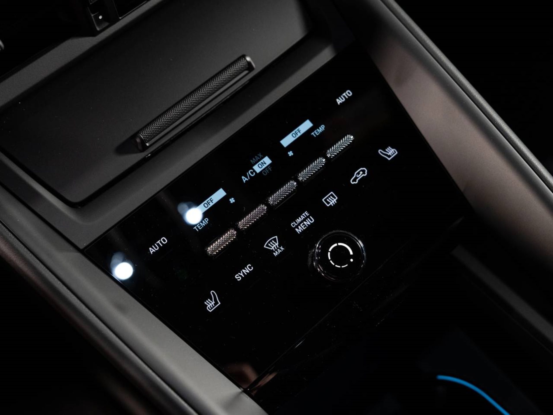 PORSCHE Macan 4S-image-12