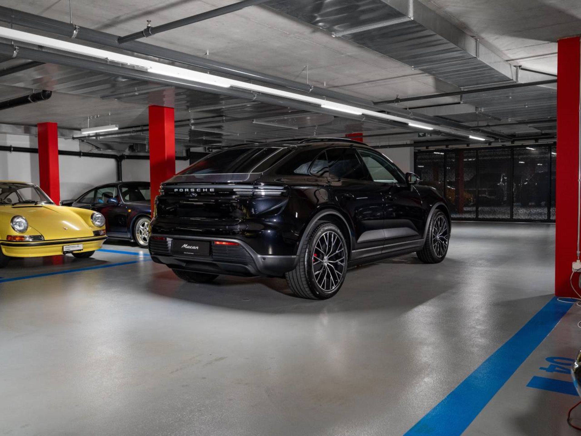 PORSCHE Macan 4S-image-5