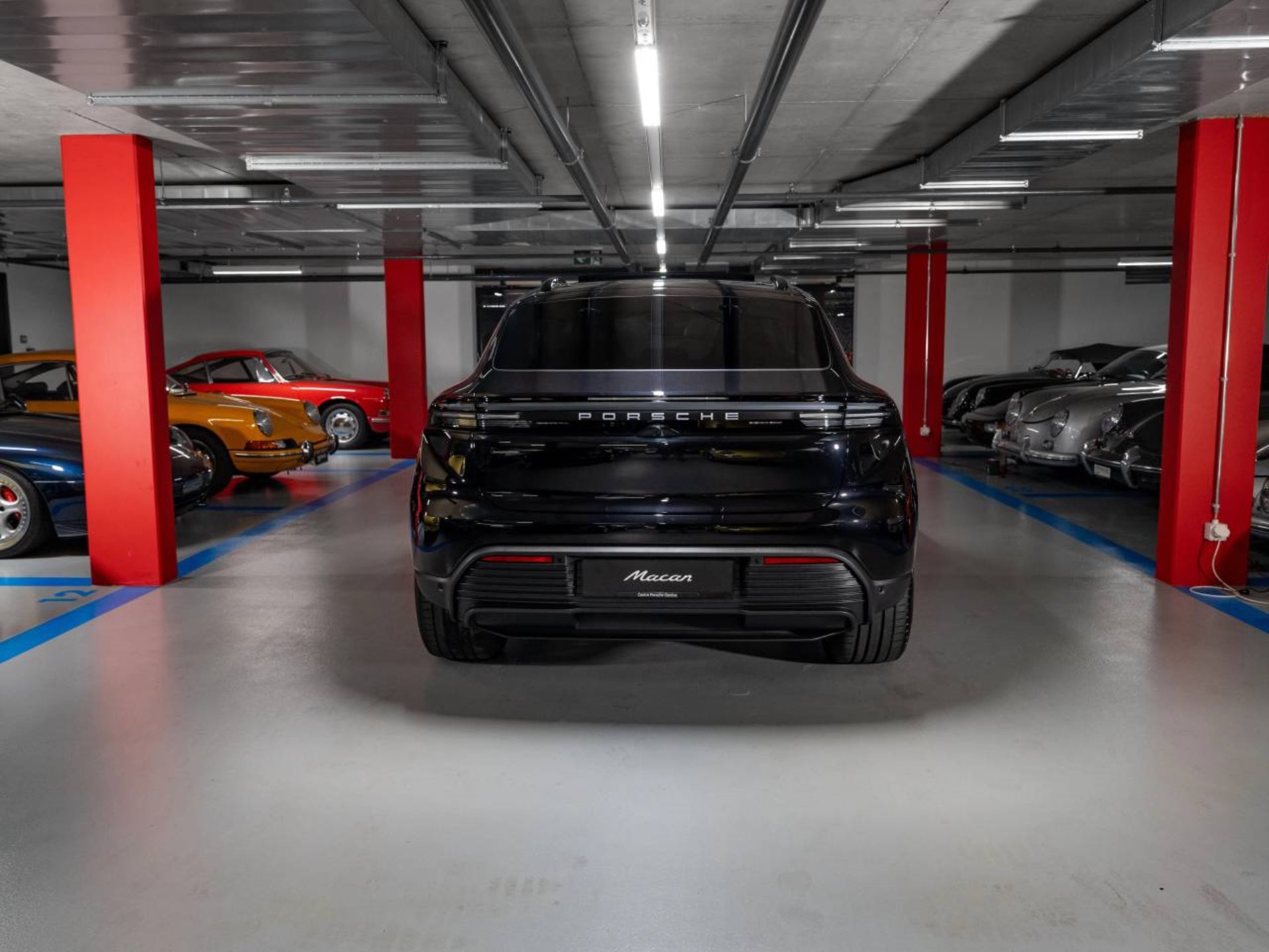 PORSCHE Macan 4S-image-6