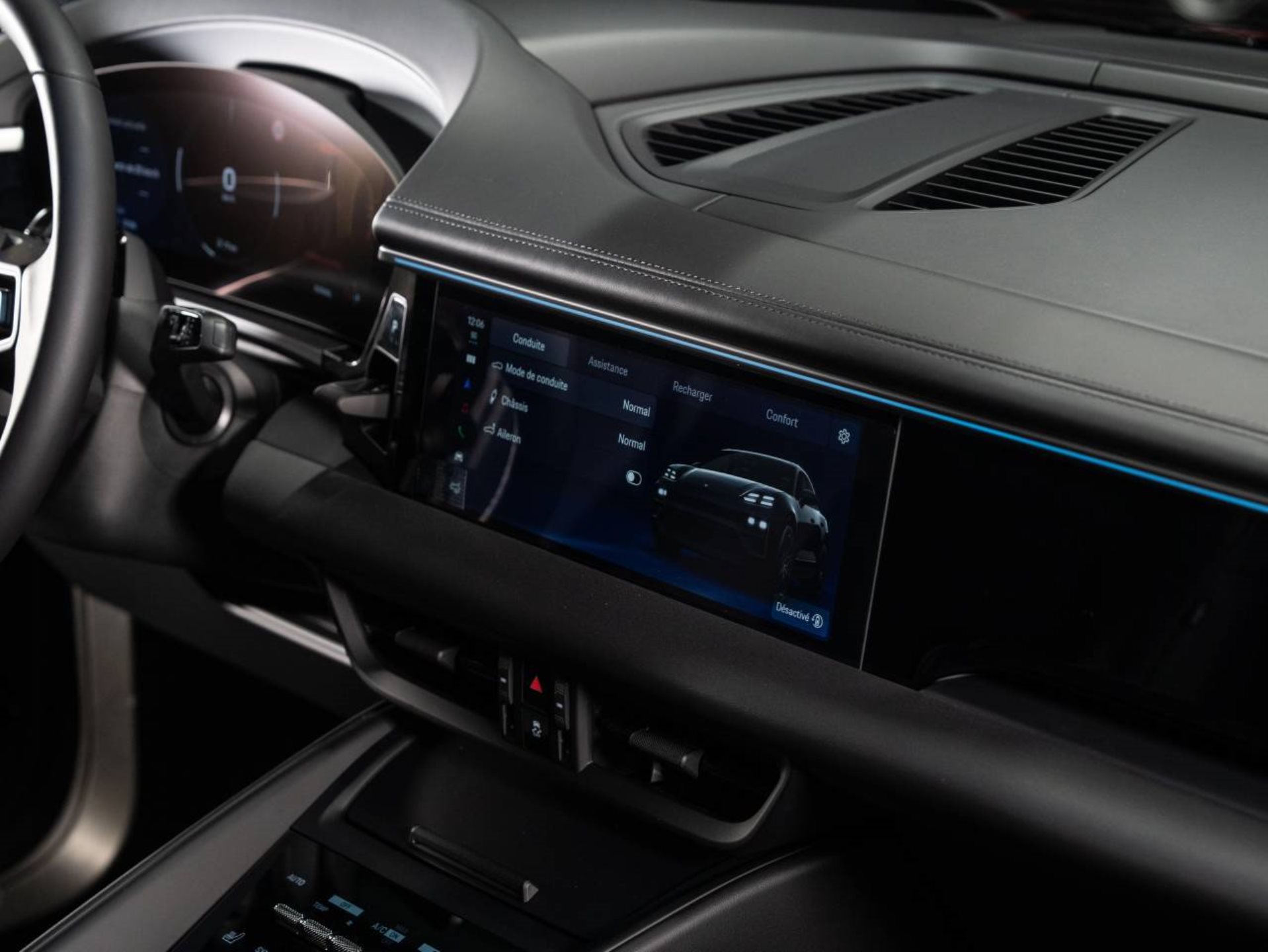 PORSCHE Macan 4S-image-13