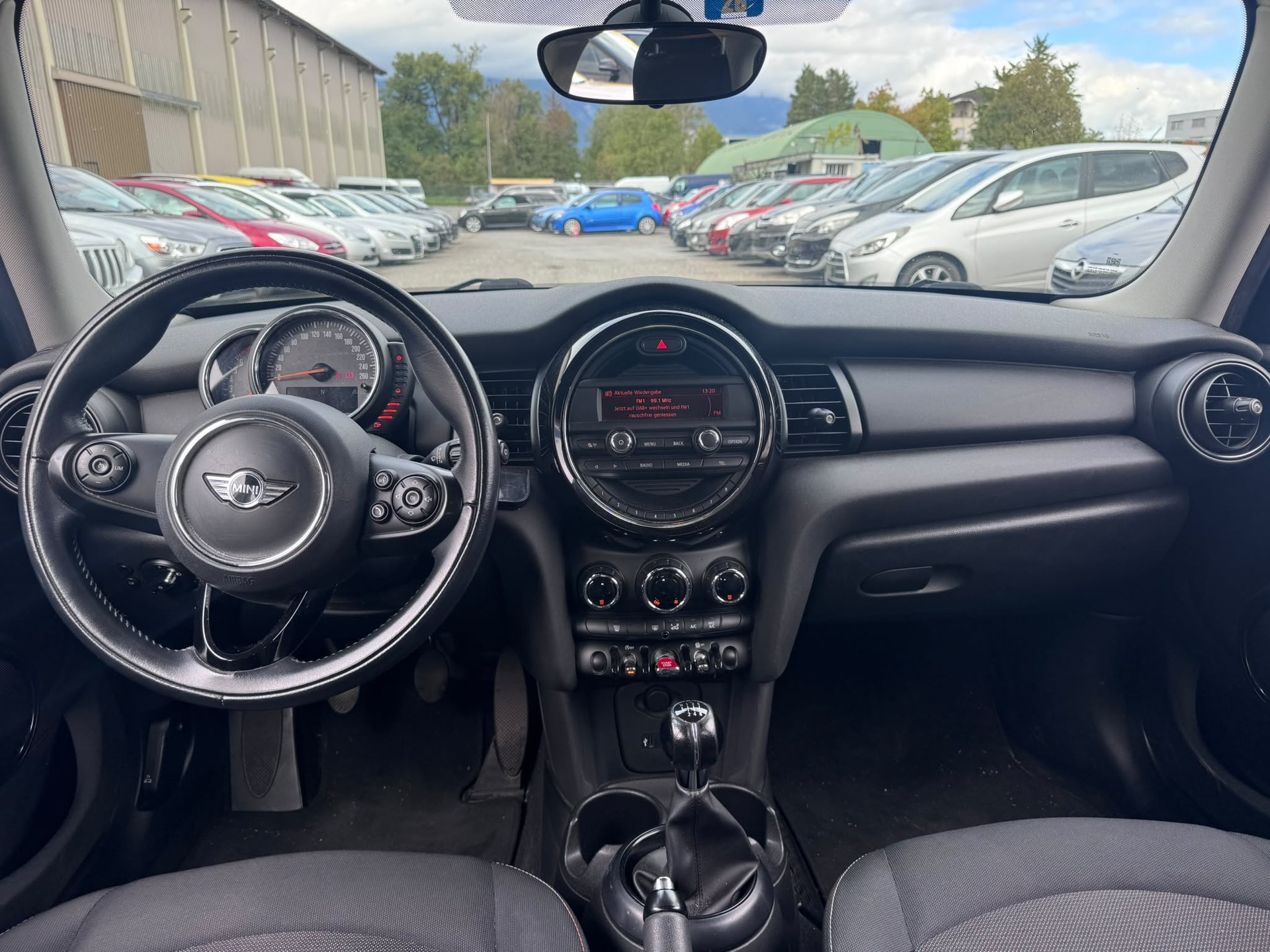 MINI One Classic Edition-image-8