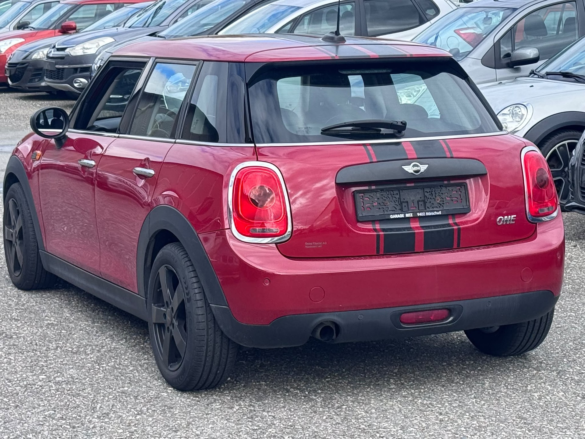MINI One Classic Edition-image-3