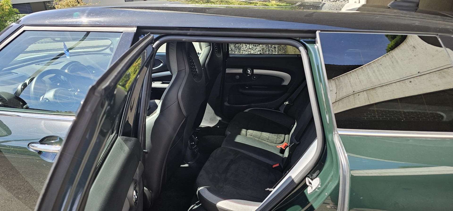 MINI 2.0i John Cooper Works ALL4-image-3