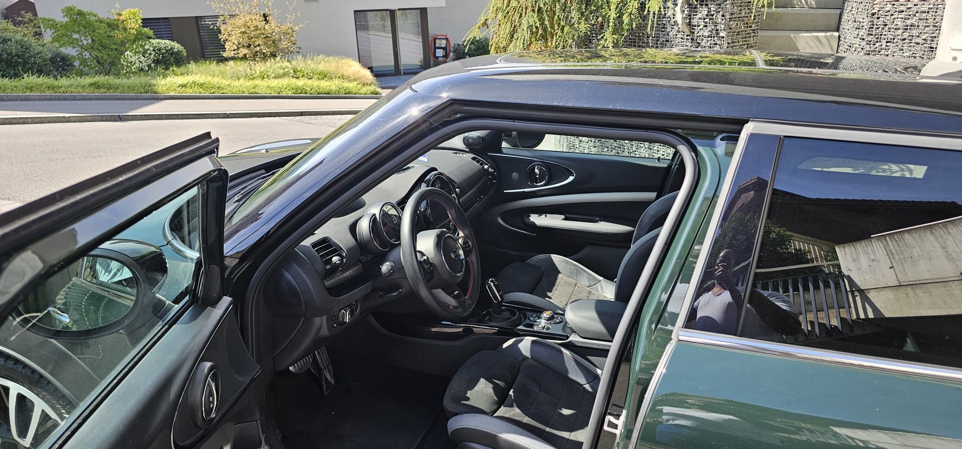 MINI 2.0i John Cooper Works ALL4-image-2