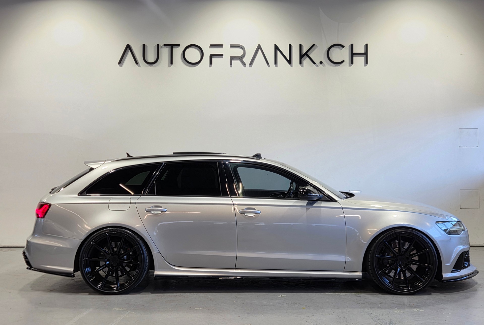 AUDI RS6 Avant 4.0 V8 TFSI perform. qu. T-Tr.-image-1
