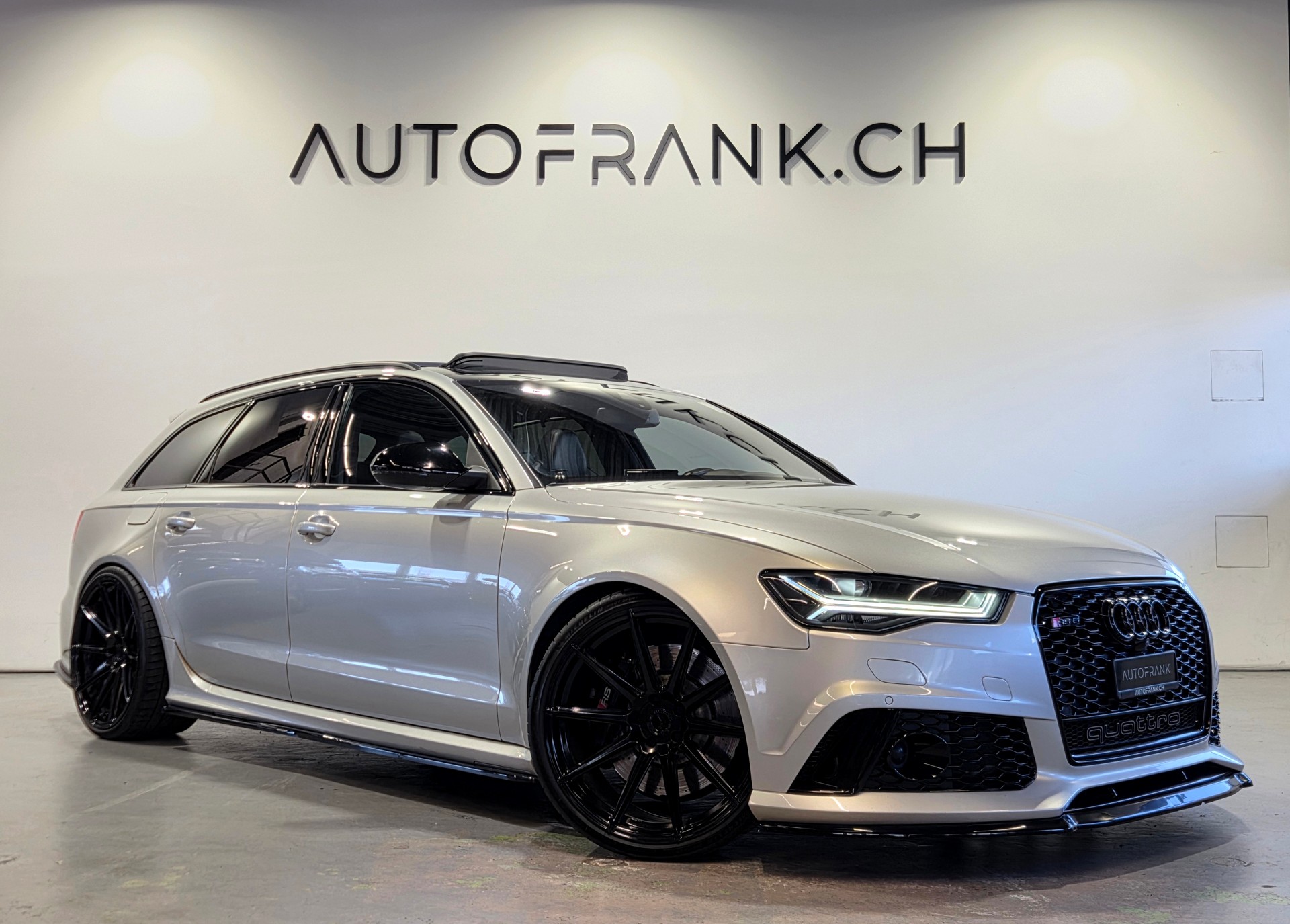 AUDI RS6 Avant 4.0 V8 TFSI perform. qu. T-Tr.-image-6