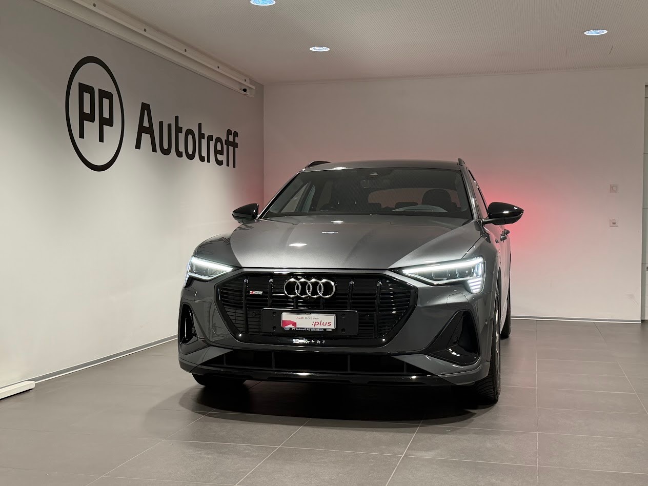 AUDI e-tron 50 S Line quattro-image-0