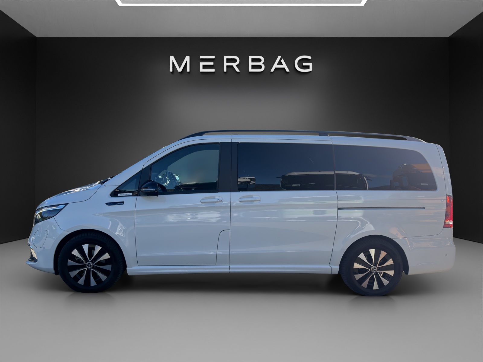 MERCEDES-BENZ EQV 300 Avantgarde lang-image-2