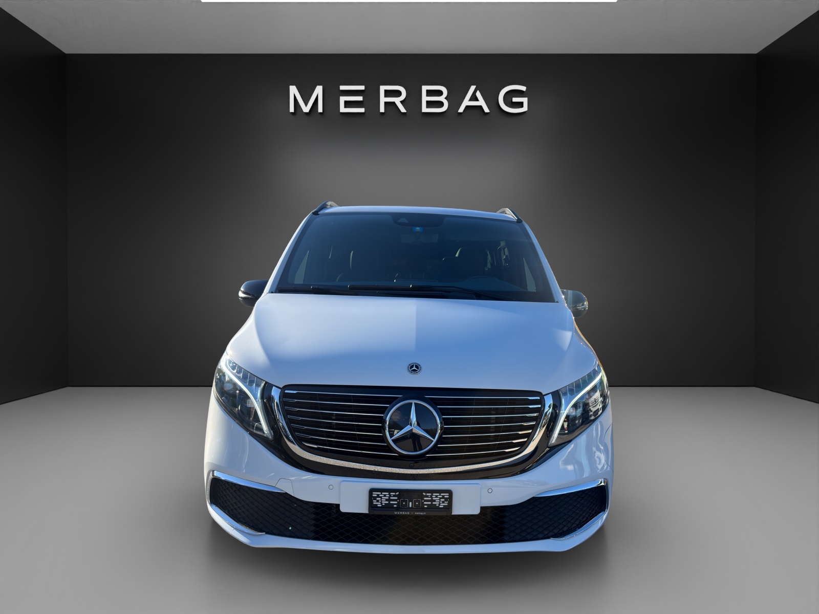 MERCEDES-BENZ EQV 300 Avantgarde lang-image-1