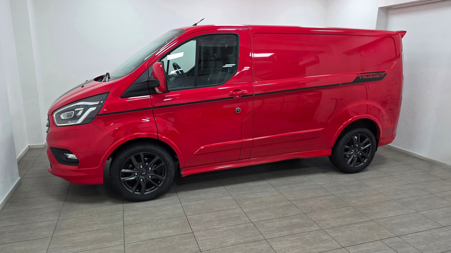 FORD Transit Custom Van 290 L1H1 Sport-image-7