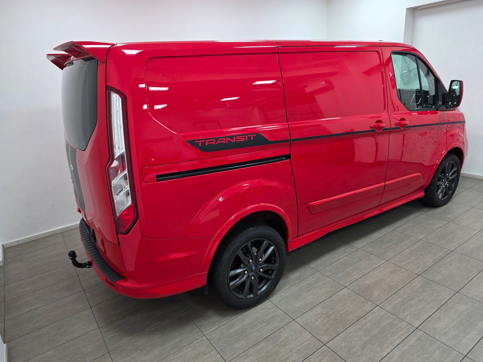 FORD Transit Custom Van 290 L1H1 Sport-image-4