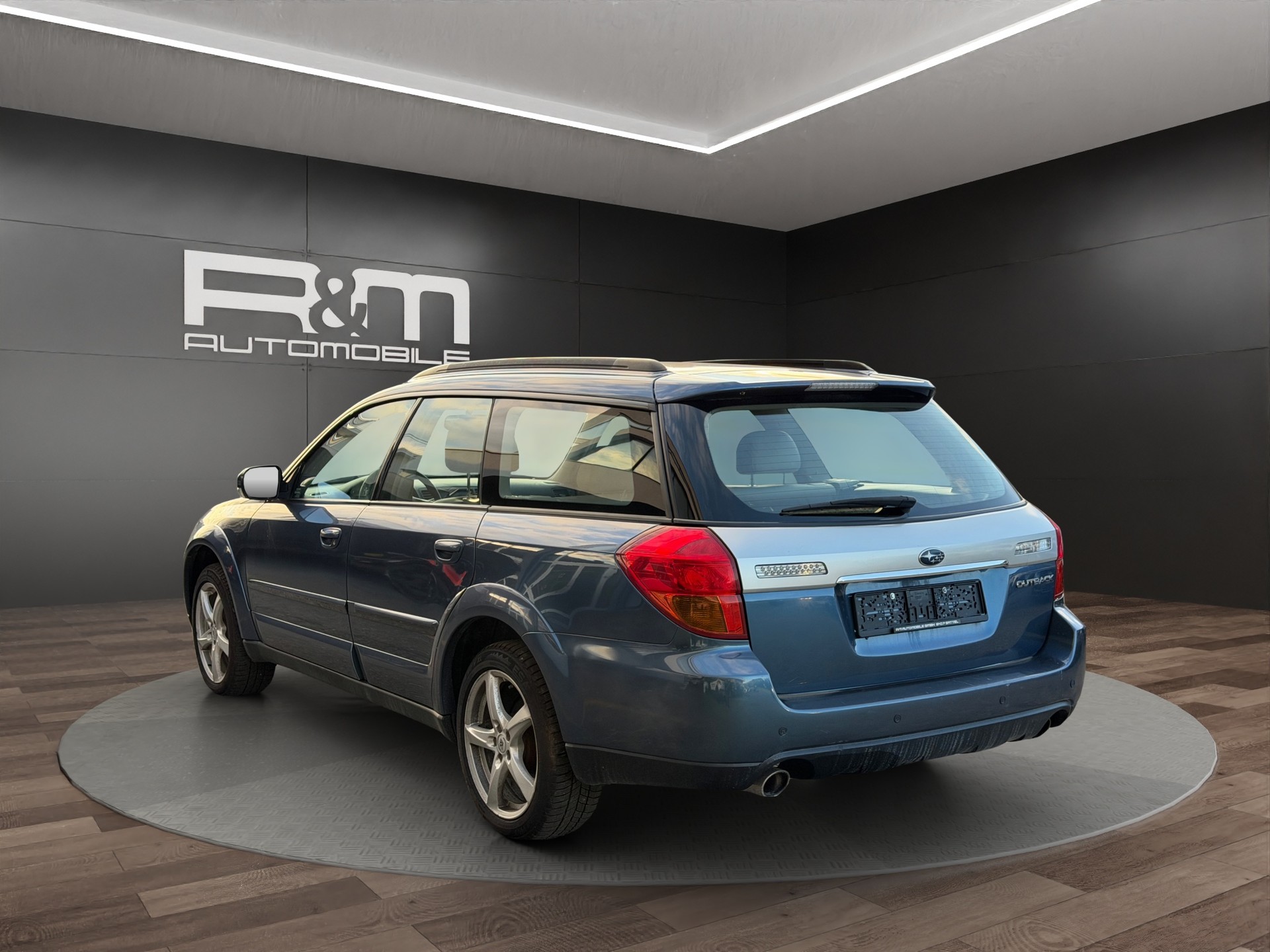 SUBARU Outback 3.0R AWD H6 Automatic-image-5