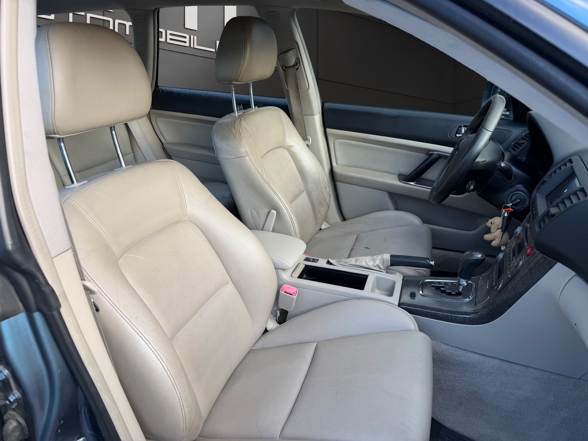 SUBARU Outback 3.0R AWD H6 Automatic-image-15