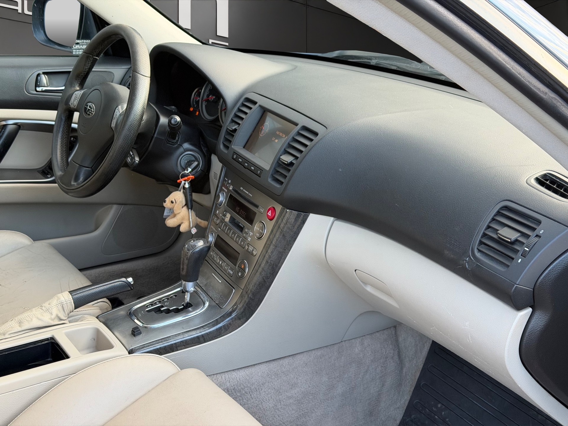 SUBARU Outback 3.0R AWD H6 Automatic-image-14