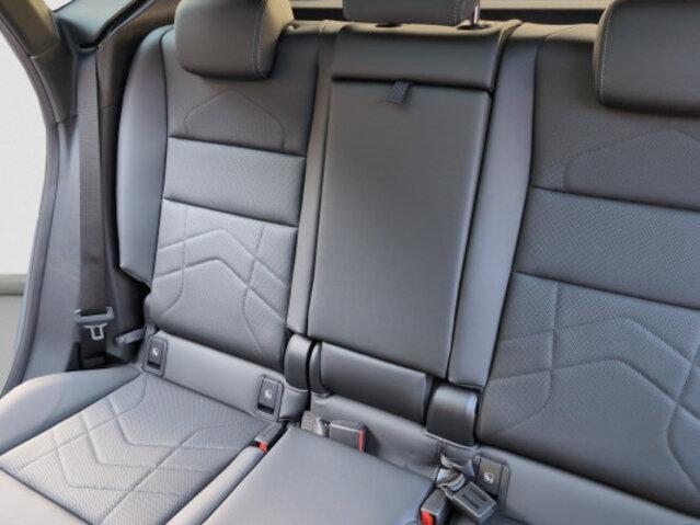 BMW 223i xDrive SDKG Active Tourer-image-9