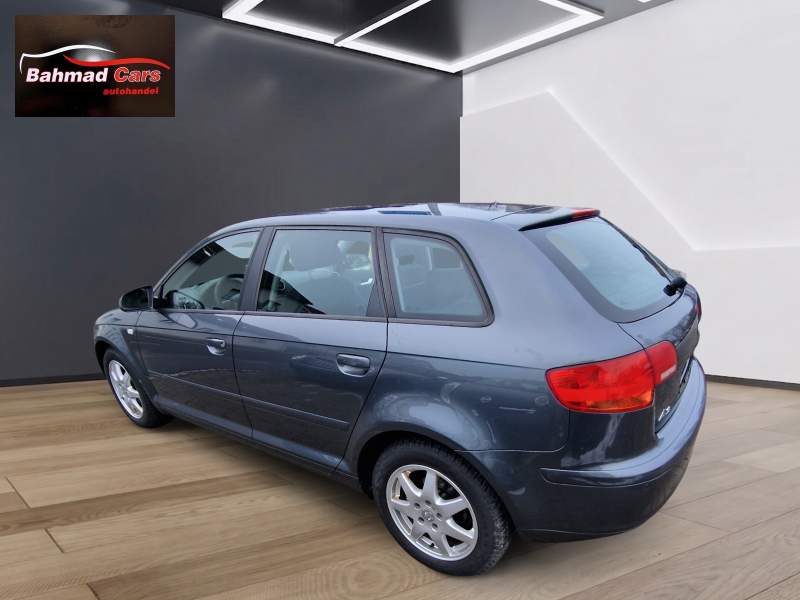 AUDI A3 Sportback 1.6 FSI Ambition-image-5