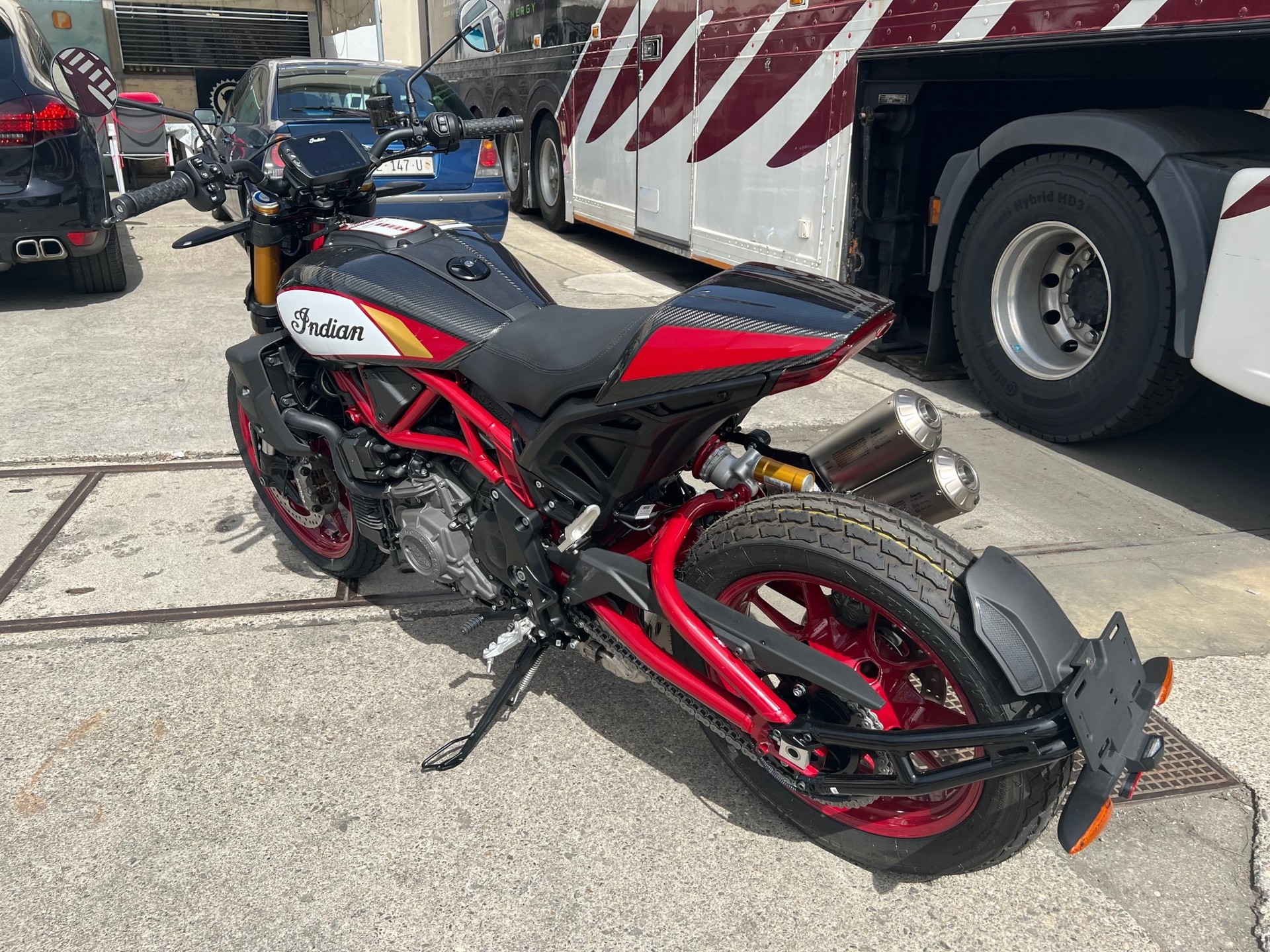 INDIAN FTR 1200 Z R Carbon-image-12