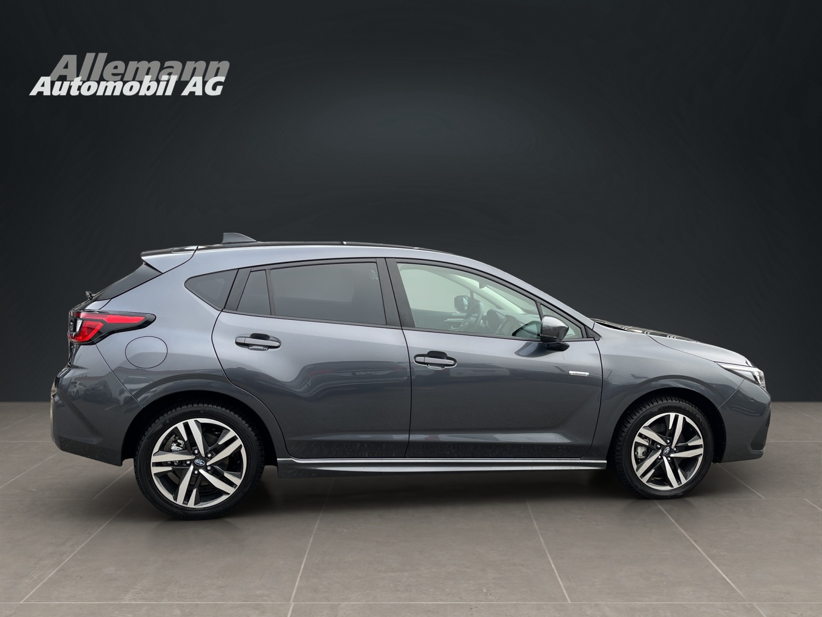 SUBARU Impreza 2.0i e-Boxer Swiss Plus-image-6