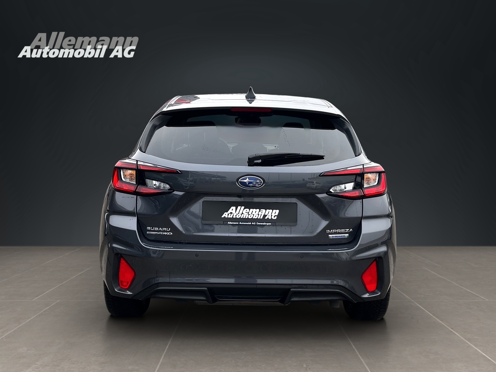 SUBARU Impreza 2.0i e-Boxer Swiss Plus-image-4