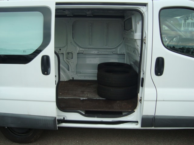 OPEL Vivaro 1.9 CDTI 2.7t-image-9
