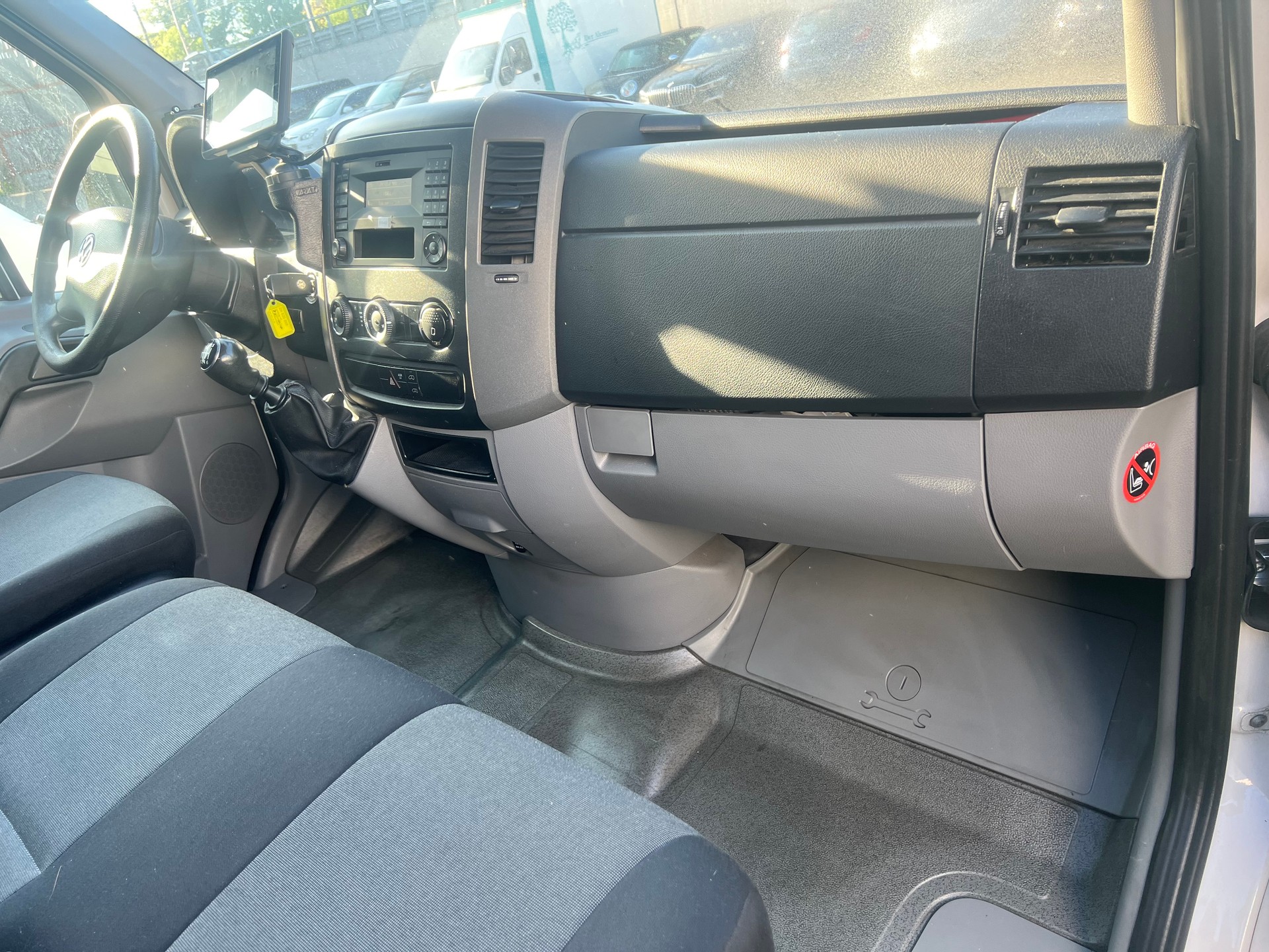 VW Crafter 35 2.0 BiTDI CR-image-7