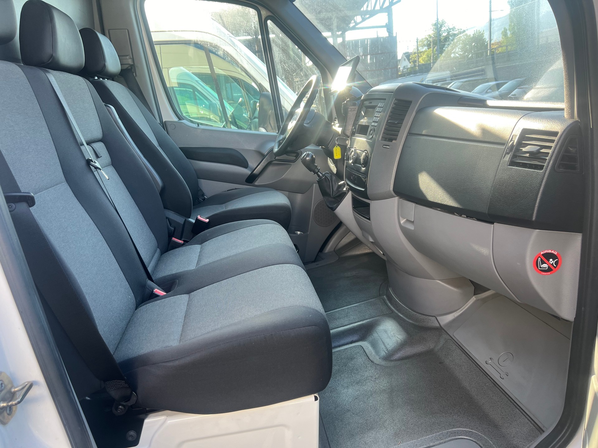 VW Crafter 35 2.0 BiTDI CR-image-8
